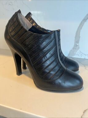 CHANEL Black Quilted Leather Heeled Ankle Booties